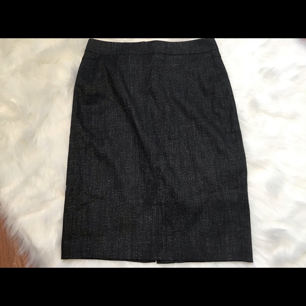 CLEARANCE ANN TAYLOR NWT GRAY PENCIL SKIRT SZ 4